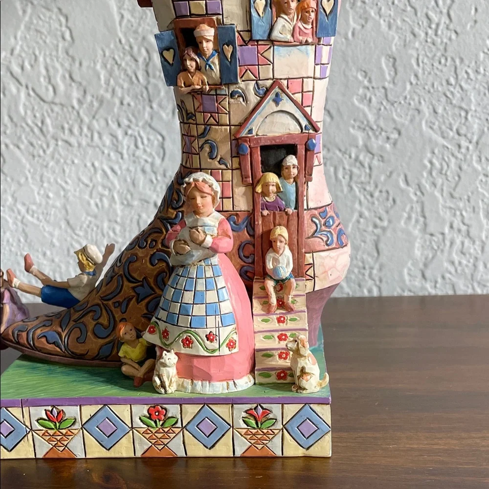 Jim Shore Multicolor Storybook Sculpture - Picture 4 of 9